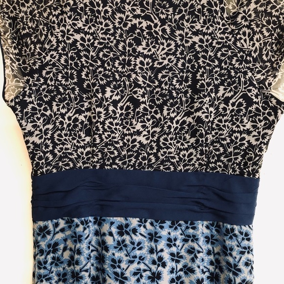 Viola Women’s Silk Dress Cap Sleeve Multi Floral Fit And Flare Size 6 - Picture 8 of 12